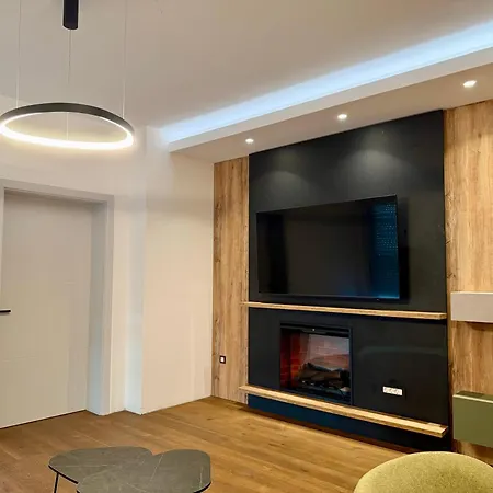 Modern 2br In The Center Üsküp
