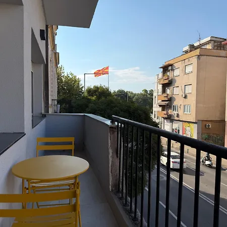Modern 2br In The Center Daire